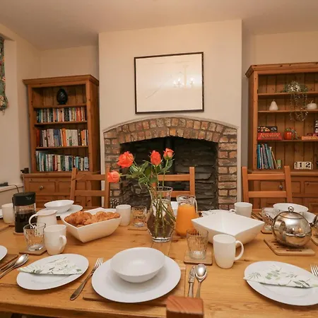 Holiday home Heatherlea *